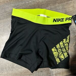 Nike pro workout shorts black with lime green